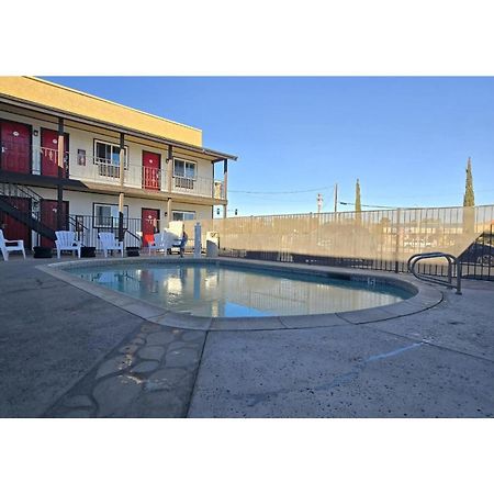 Hotel Avenida Victorville I 15 外观 照片