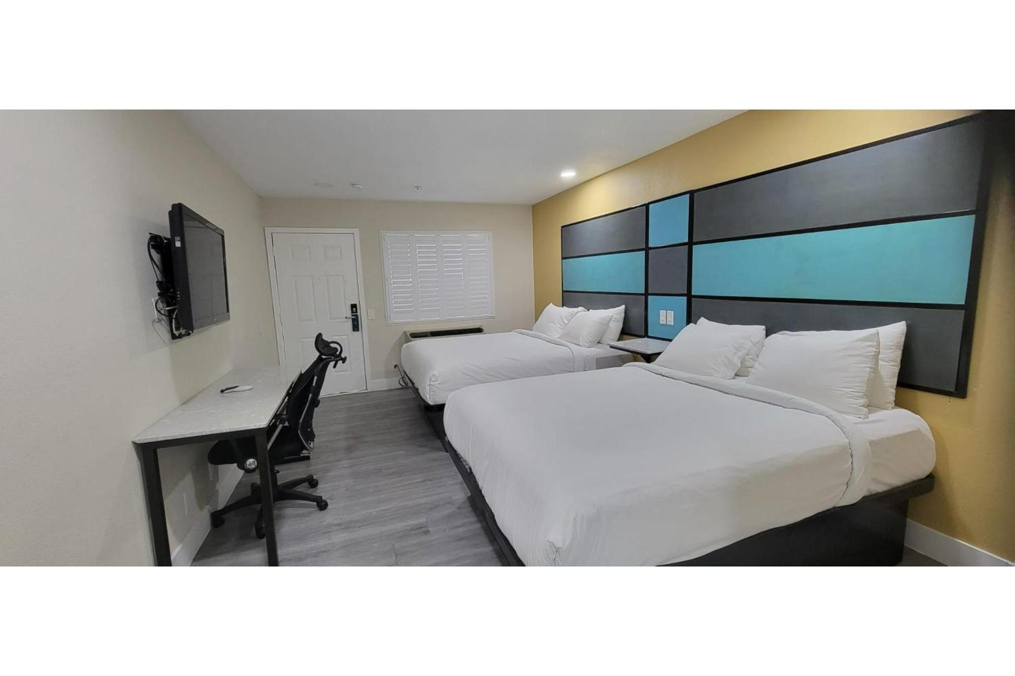 Hotel Avenida Victorville I 15 外观 照片