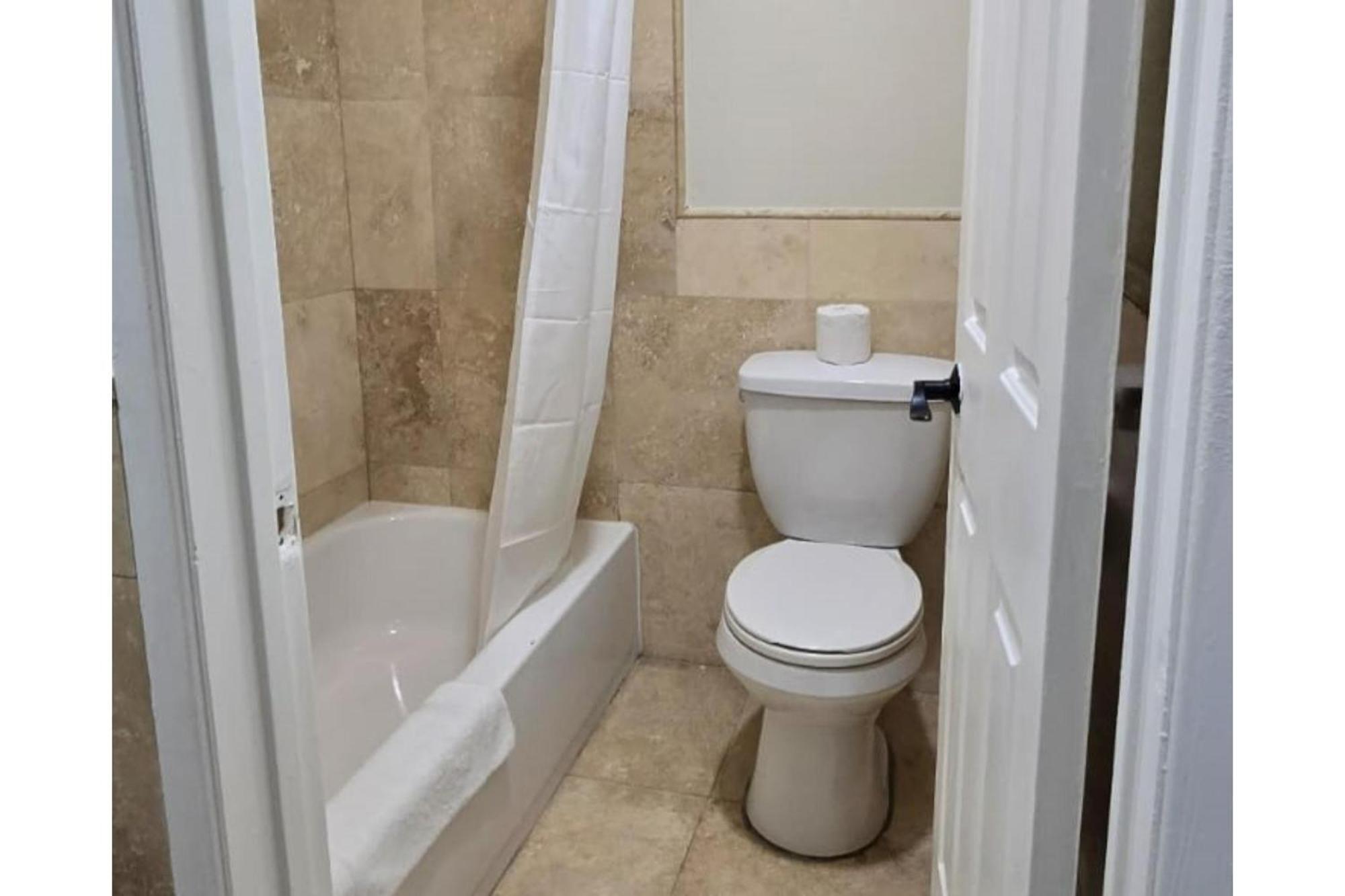 Hotel Avenida Victorville I 15 外观 照片